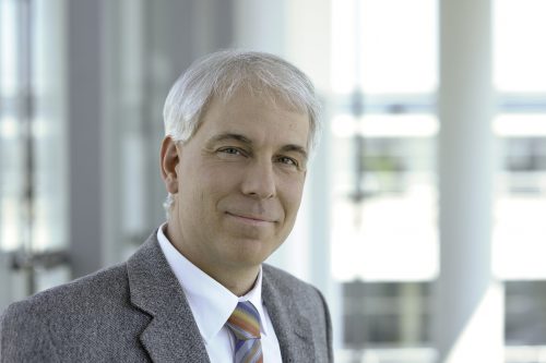 Dr. Bernd Fischer